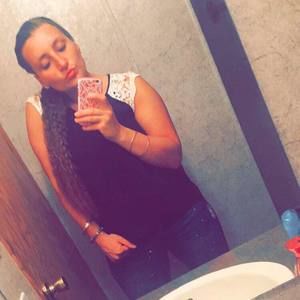 Meet your Posher, Angela