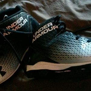 Under Armour Boys Football kleets