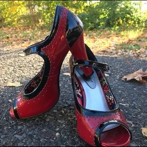 So cute! Madden Girl Red Peep-Toes 👠NWOT