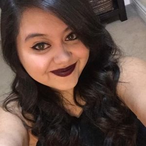 Meet your Posher, Crystal