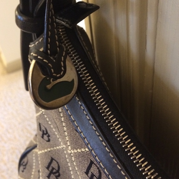 Dooney & Bourke shoulder bag.  Navy.  7" x 12". - Picture 2 of 4