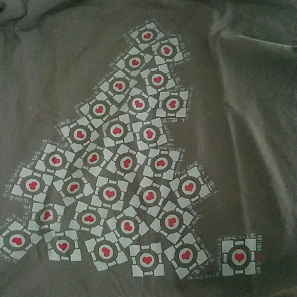 Portal videogame shirt
