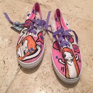 NEW hand painted shoes from Thailand!