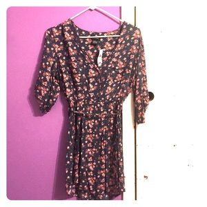I'm selling a dress that I bought from wet seal