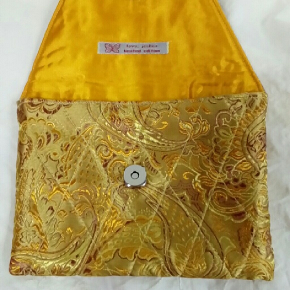 NWT love, joshua limited edition Gold Tote Set - Picture 3 of 4