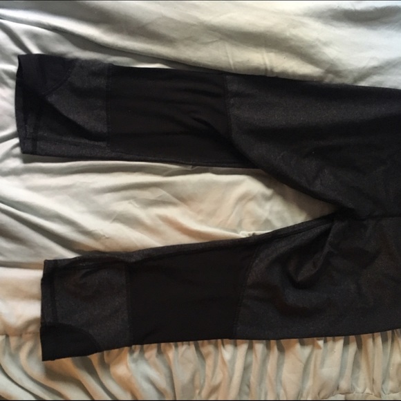 Workout crops - Picture 3 of 3