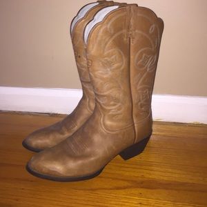Authentic Ariat Cowgirl Boots