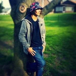 Meet your Posher, Tyler