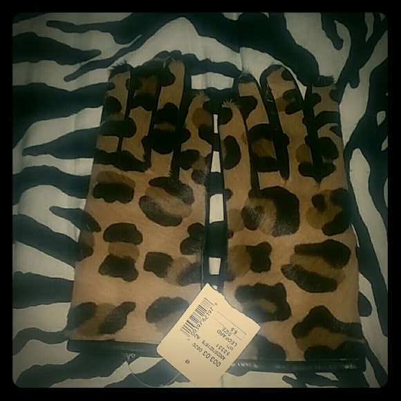 Real Calf Hair Leopard Print Gloves
