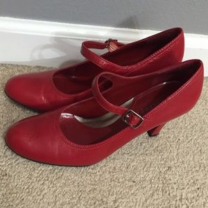 Red Apostrophe heels