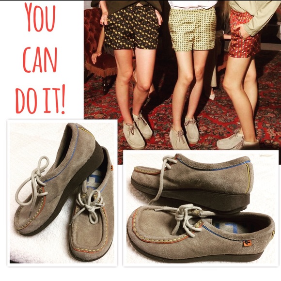 WALLABEES classic suede shoes