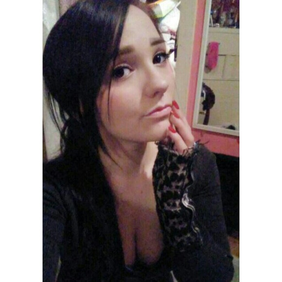 Meet your Seller ?? Kaitlynn - Picture 2 of 4