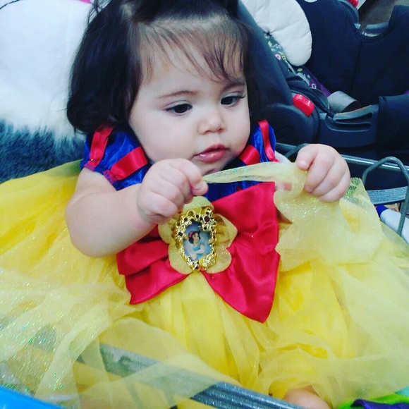 Meet your Seller ?? Kaitlynn - Picture 4 of 4