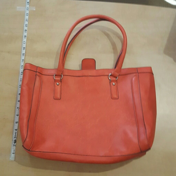 Large Merona tote. NWOT.  Melon color.