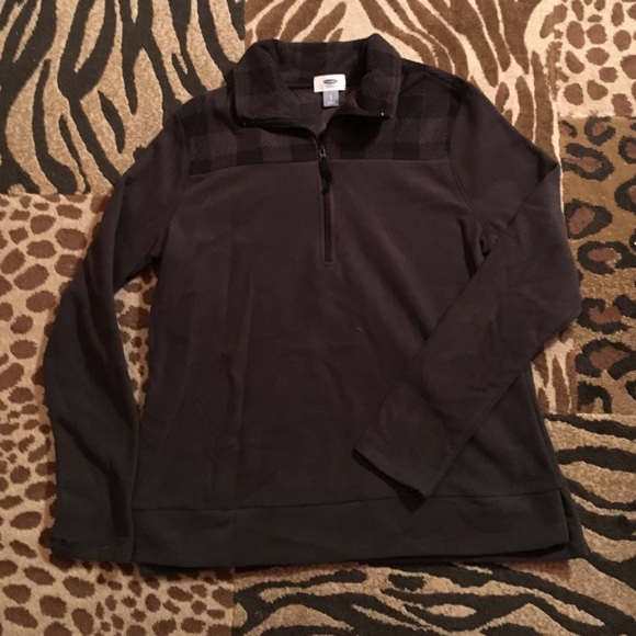 Quarter zip fleece