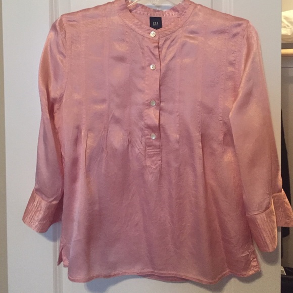 Gap Satin Style shirt
