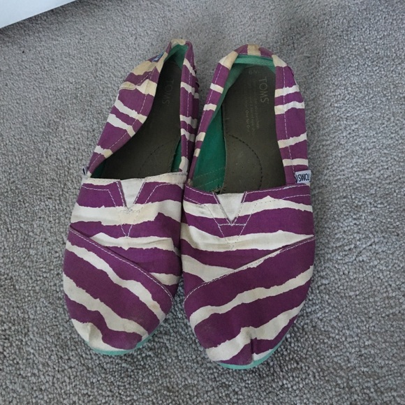 Purple and Aqua Zebra Print Toms