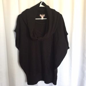 Black sweatshirt