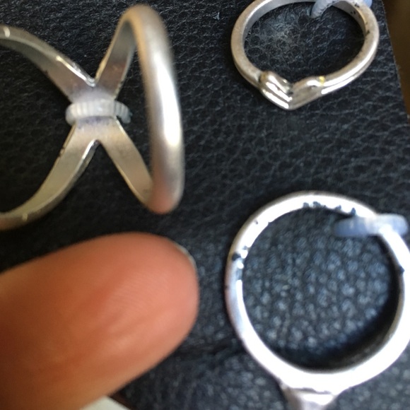 🌙Free People Set of 3 rings - Picture 3 of 3