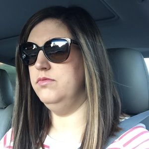 Meet your Posher, Joanna