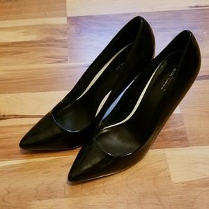 Express Black Pumps / Heels