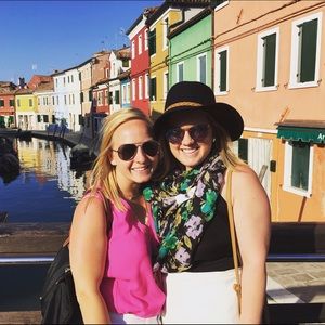 Meet your Posher, Emily