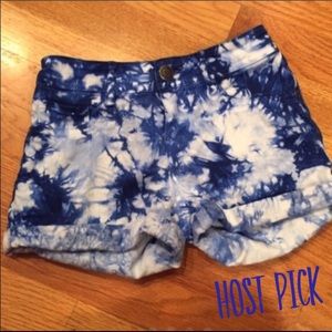 🌎Donating 10/1 🌎🌟HP🌟Tie Dye Shorts