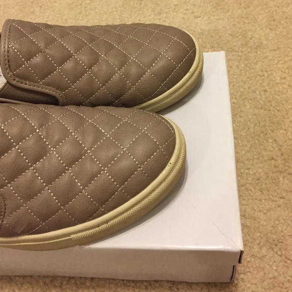SOLD I Steve Madden Slip On Sneakers - Picture 2 of 4