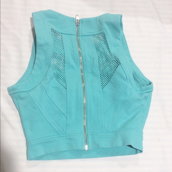 Guess mesh crop top - Picture 3 of 4