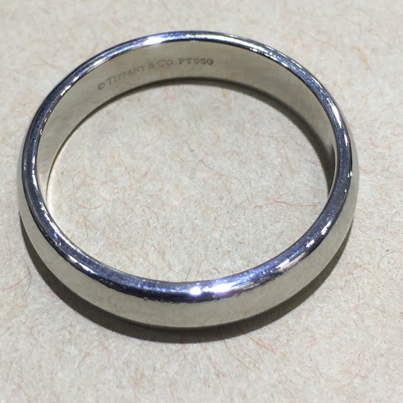 Tiffany & Co Lucia Platinum Band 4.5mm wide
