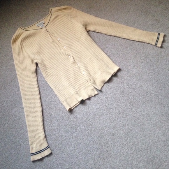 Banana republic cardigan. Size large. - Picture 1 of 4