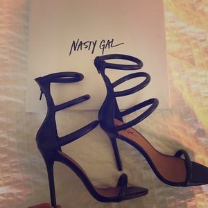 🚫SOLD🚫Nasty Gal On A Level Heel