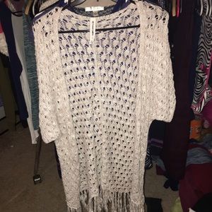 Shawl nude colored and white size small