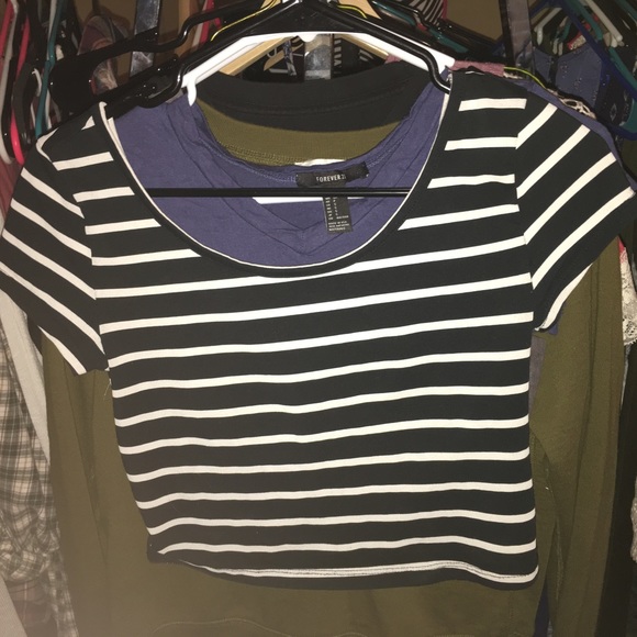 Striped black and white crop top - Picture 1 of 2