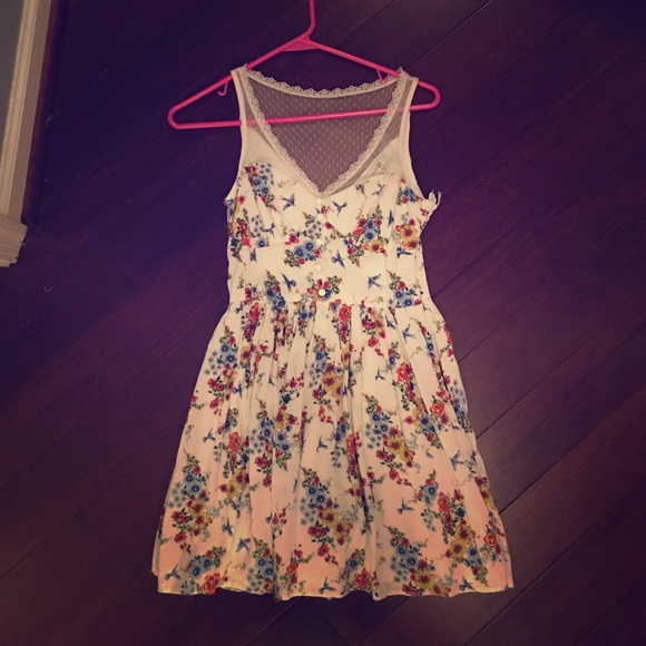 Forever 21 white floral dress size SM - Picture 1 of 1