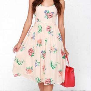 BB DAKOTA HELEEN PEACH FLORAL PRINT MIDI DRESS
