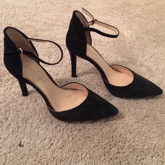 Jessica Simpson heels