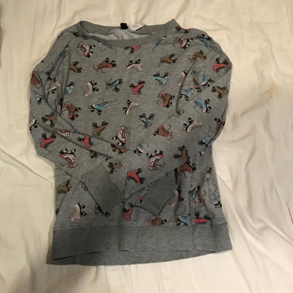 H&M roller blade long sleeve