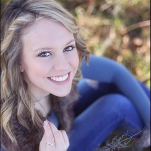 Meet your Posher, Bailey