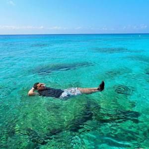 Meet your Posher, Emmanuel