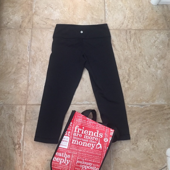 Lululemon wunder under reversible crop