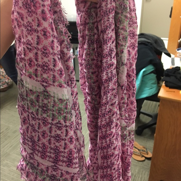 Scarves - Picture 2 of 2