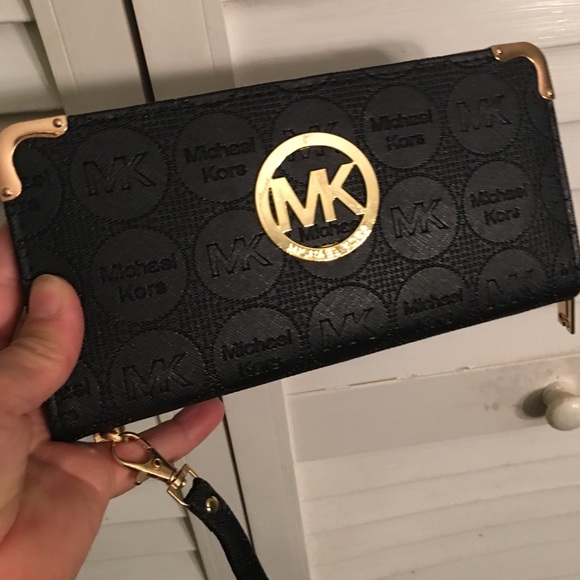 Michael Kors  women wallet