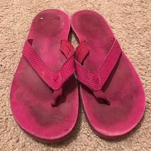 American Eagle Flip Flops