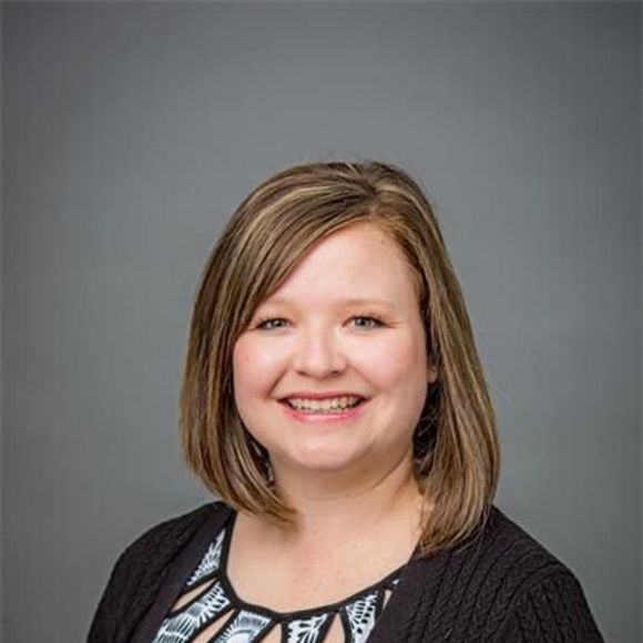 Meet your Posher, Lyndsy - Picture 1 of 1