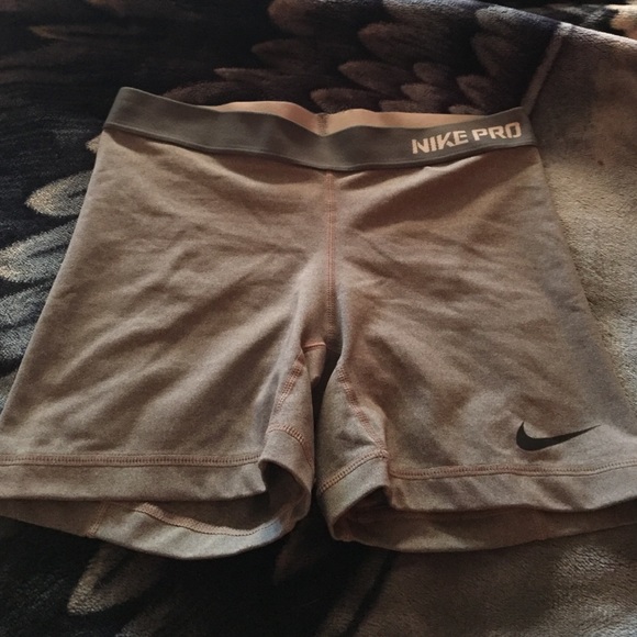 Nike spandex