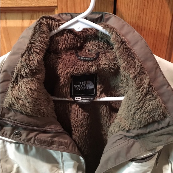 Winter jacket - Picture 3 of 3