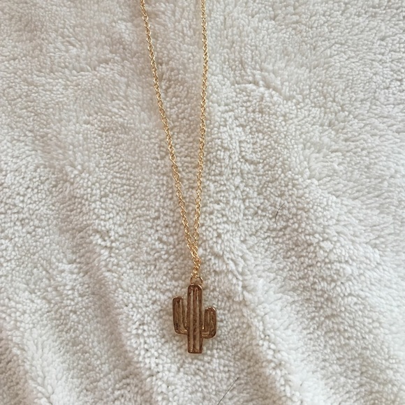 Cactus necklace 🌵 - Picture 2 of 3