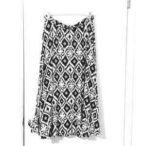 Great midi skirt Bobeau in XL black/white