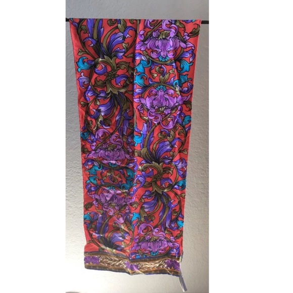 NWT royal doulton silk scarf